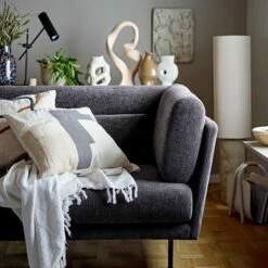 Bloomingville - Niccoline-worp, 130 X 150 Cm, Naturel -CONNOX Winkel Bloomingville Emmaly Kissen natur Niccoline Ueberwurf Ambiente 2