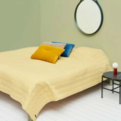 Hay Hooi - Mega Dot Sprei -CONNOX Winkel Hay Mega Dot Tagesdecke soft yellow Ambiente
