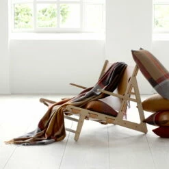 Elvang - Manhattan Deken -CONNOX Winkel Manhattan Decke terracotta red magma Ambiente 3