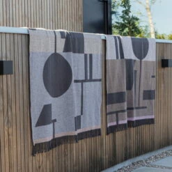 CONNOX Winkel -CONNOX Winkel Mette Ditmer Bauhaus Decke Situation