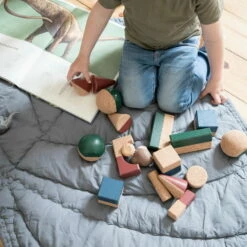 Nofred - Leaf Speeldeken 15 Nofred - Leaf Speeldeken -CONNOX Winkel Nofred Leaf Spieldecke grau Ambiente