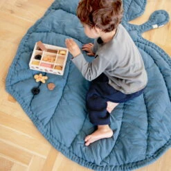 Nofred - Leaf Speeldeken 17 Nofred - Leaf Speeldeken -CONNOX Winkel Nofred Leaf Spieldecke petrolblau Ambiente