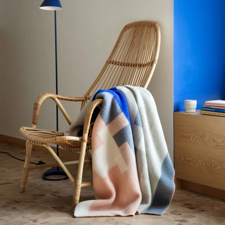 Røros Tweed - Bergstaden Wollen Deken 200 X 135 Cm, Blauw/roze 4 Røros Tweed - Bergstaden Wollen Deken 200 X 135 Cm, Blauw/roze - Afbeelding 2