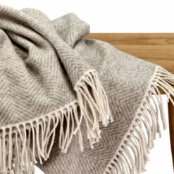 Södahl - Stillness Plafond -CONNOX Winkel Soedahl Stillness Decke 130 x 170 cm beige Detail